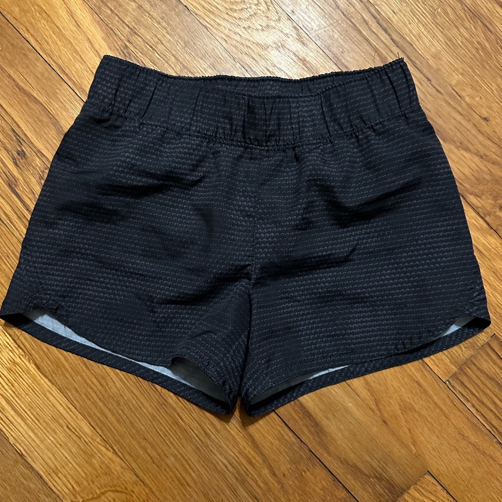Girls size small 6/7 athletic lined shorts